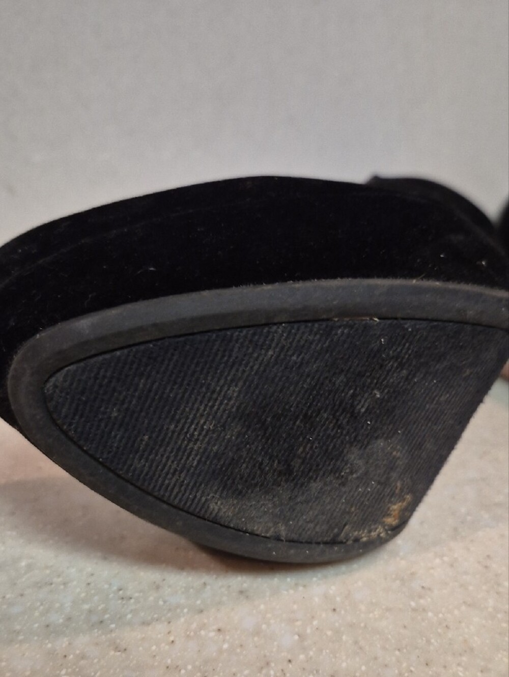 Rouge Helium Black Suede Platform Pumps Size 8 - Picture 10 of 11